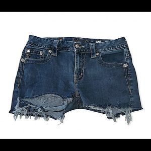 Girls Miss Me Curvy Skinny Denim Shorts (29)